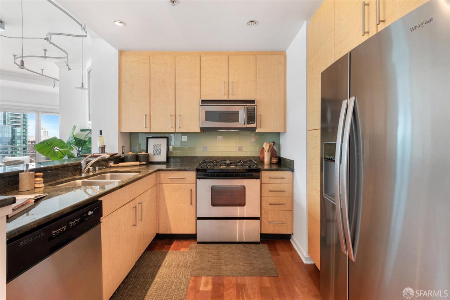 400 Beale Street #2401 — photo 9