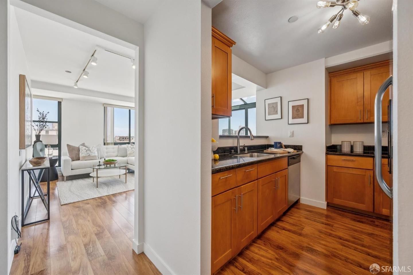 1 Daniel Burnham Court #1414 — photo 4
