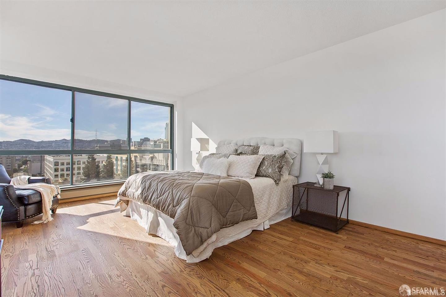 300 3rd Street #915 — photo 3