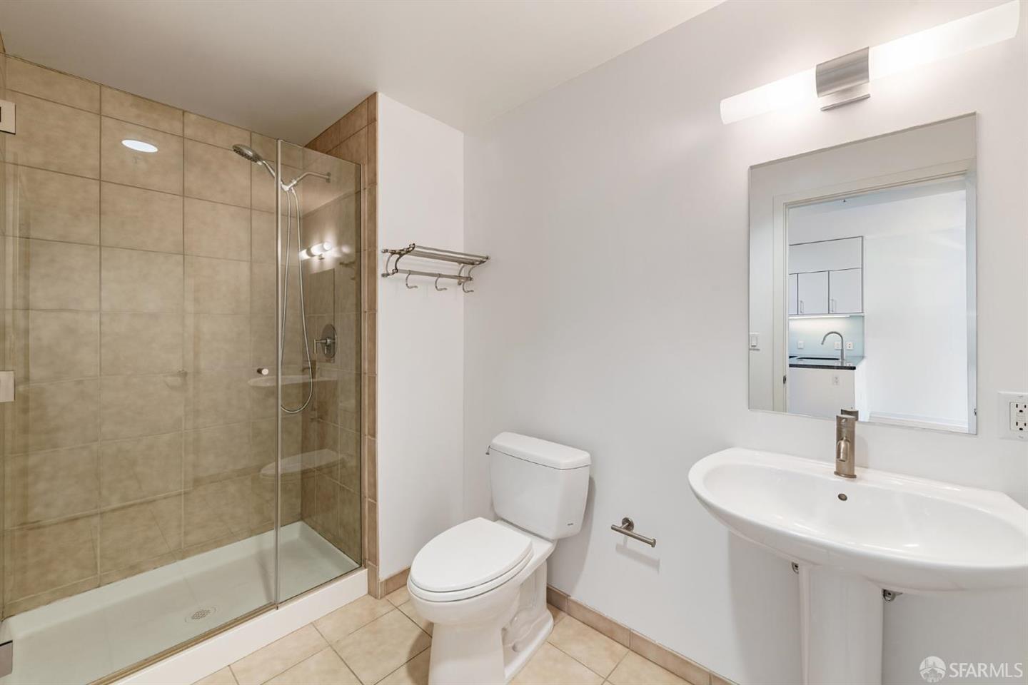 318 Spear Street #8H — photo 10