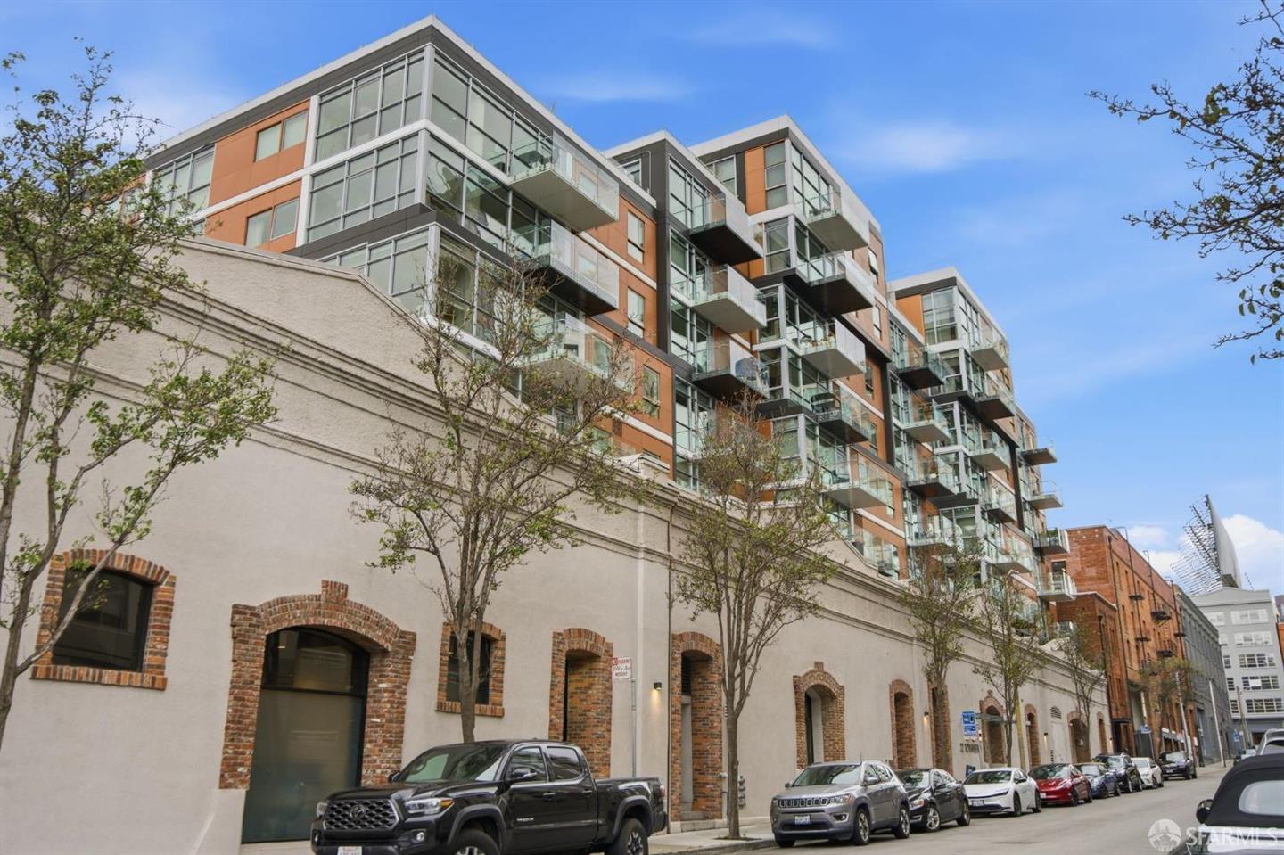 72 Townsend Street #402