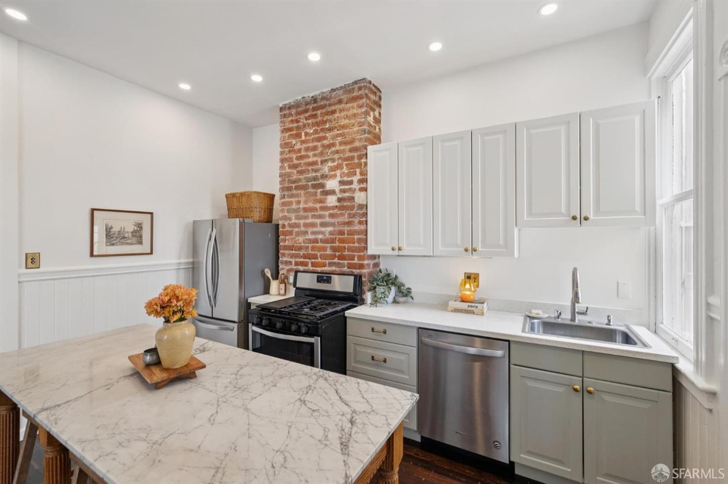 616 Broderick Street — photo 11
