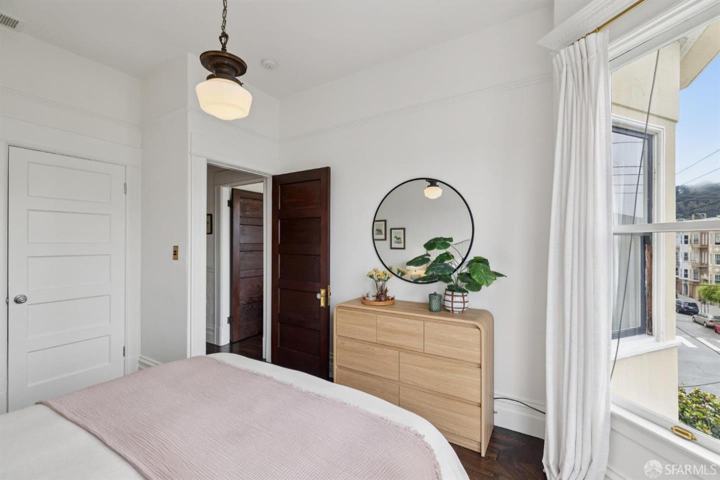 616 Broderick Street — photo 25