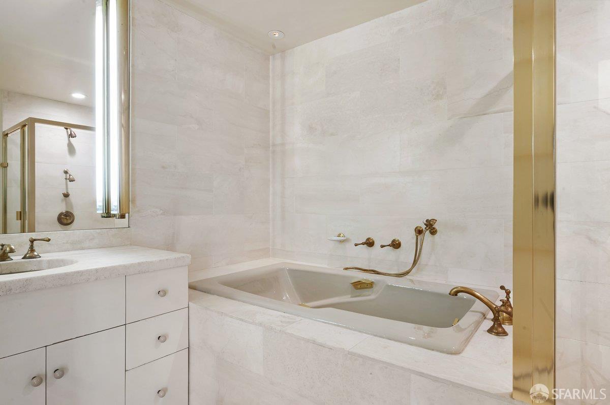 611 Washington Street #2305 — photo 29
