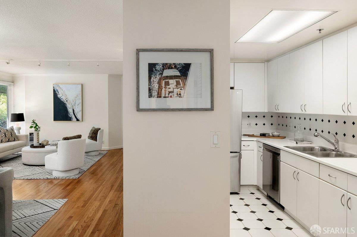 111 Chestnut Street #203 — photo 12