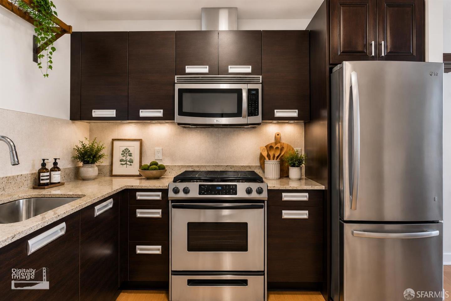 300 Berry Street #118 — photo 4