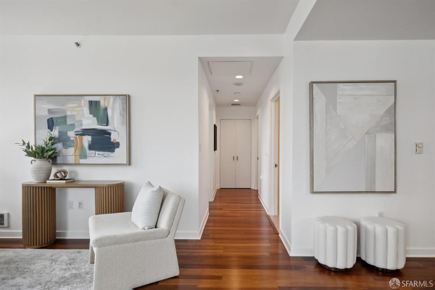 250 King Street #500 — photo 12
