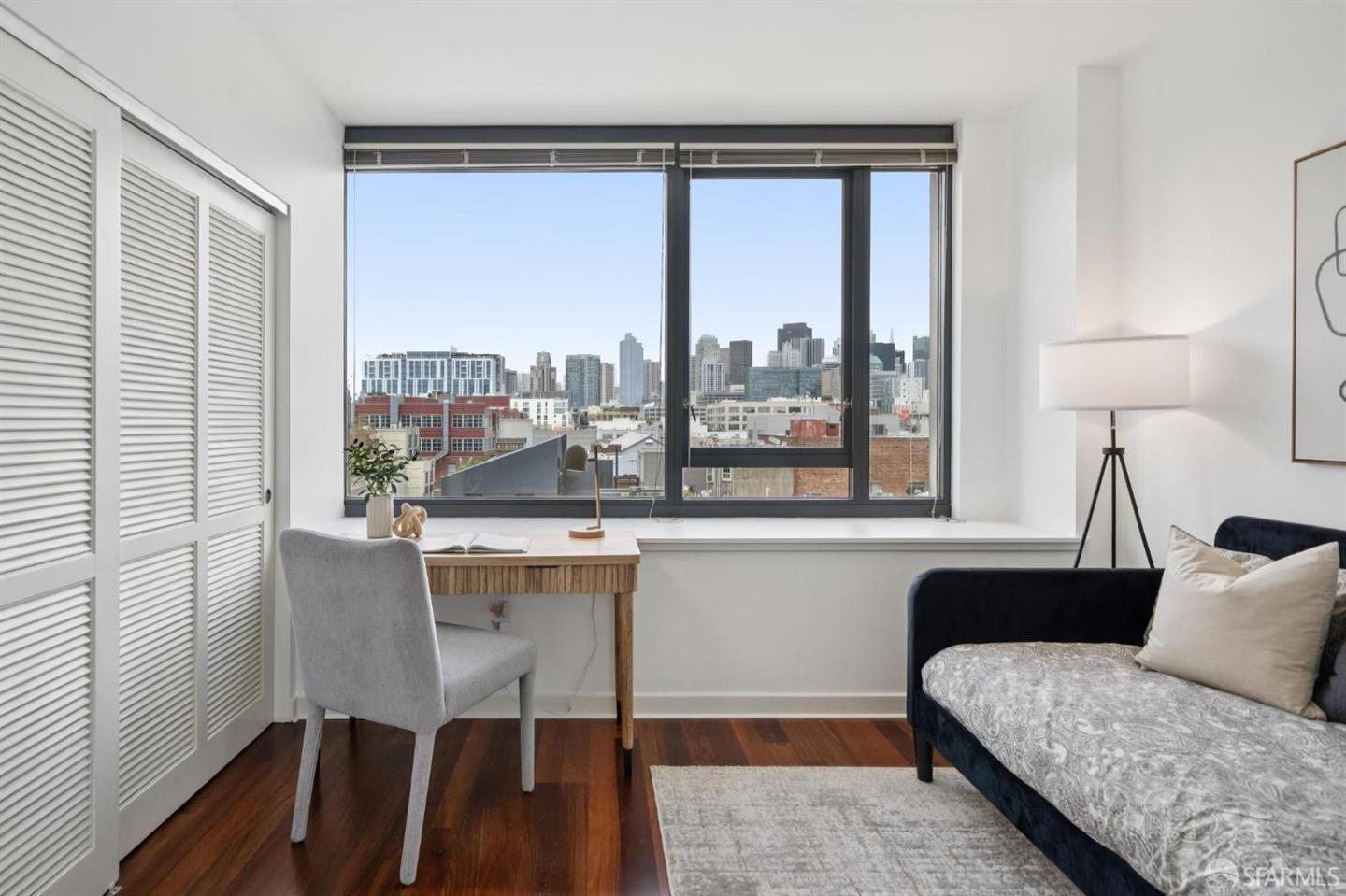 250 King Street #500 — photo 15