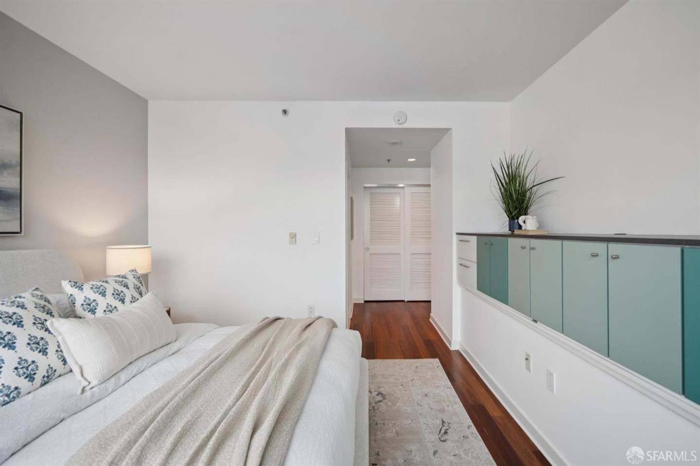 250 King Street #500 — photo 19