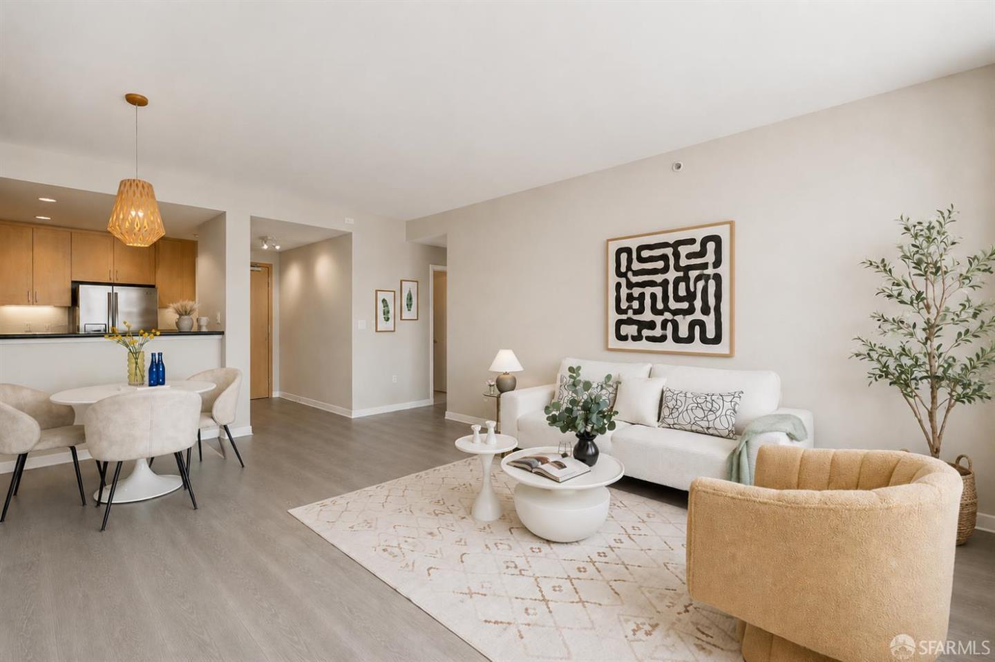 250 King Street #1208 — photo 5
