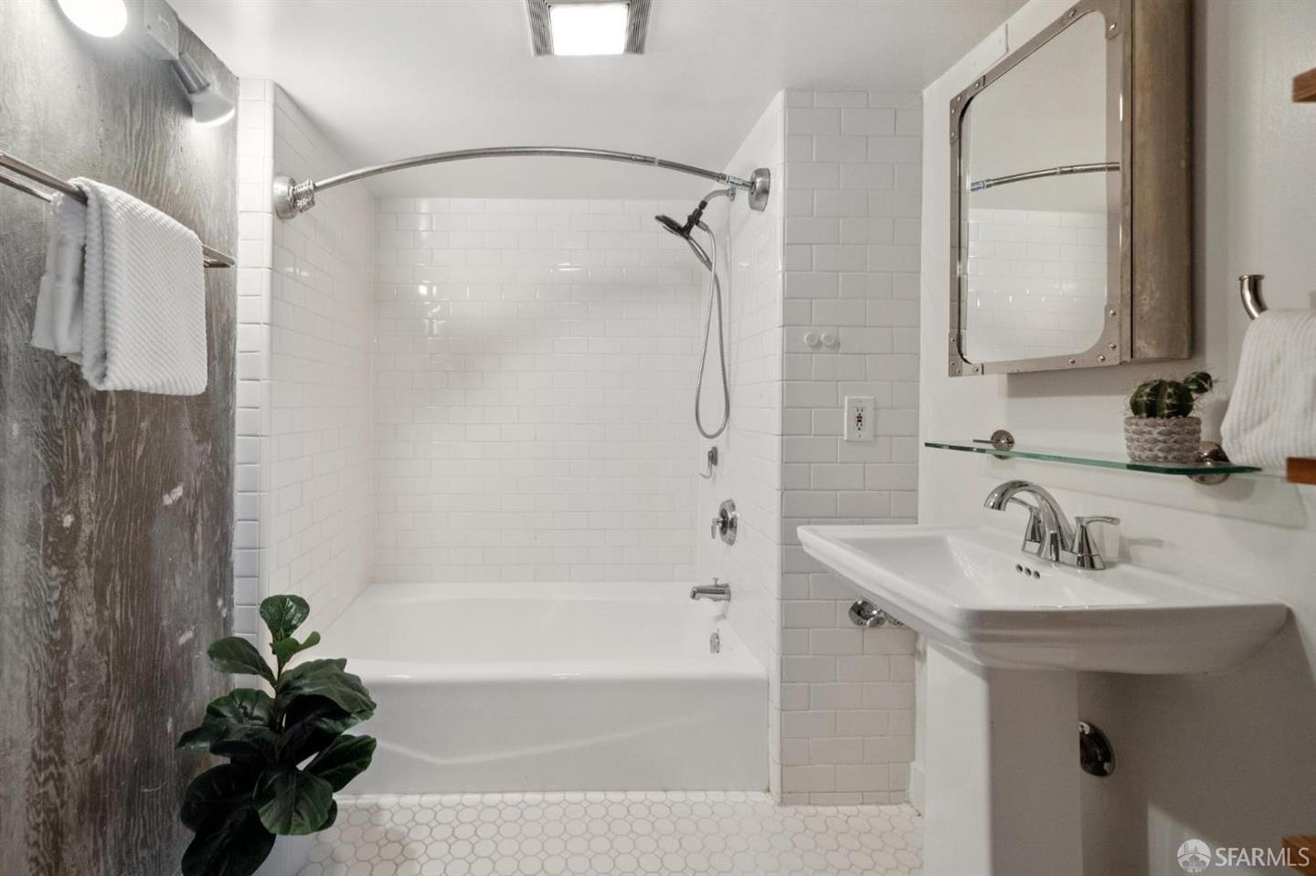 73 Sumner Street #101 — photo 31