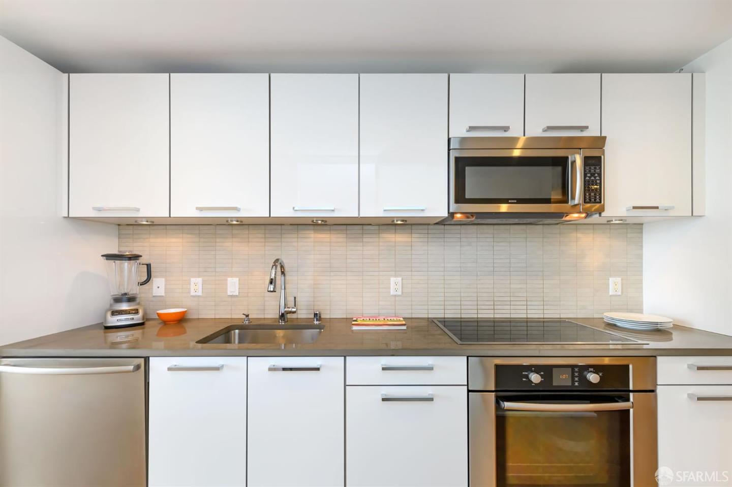 1 Hawthorne Street #8F — photo 10