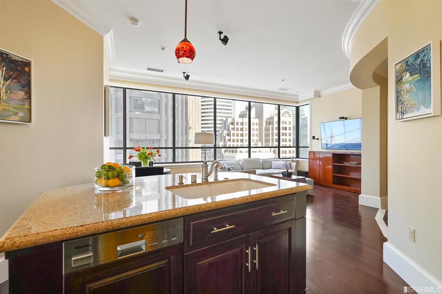 690 Market Street #1605 — photo 8