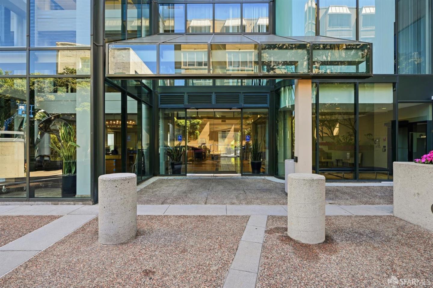 1 Daniel Burnham Court #315 — photo 4