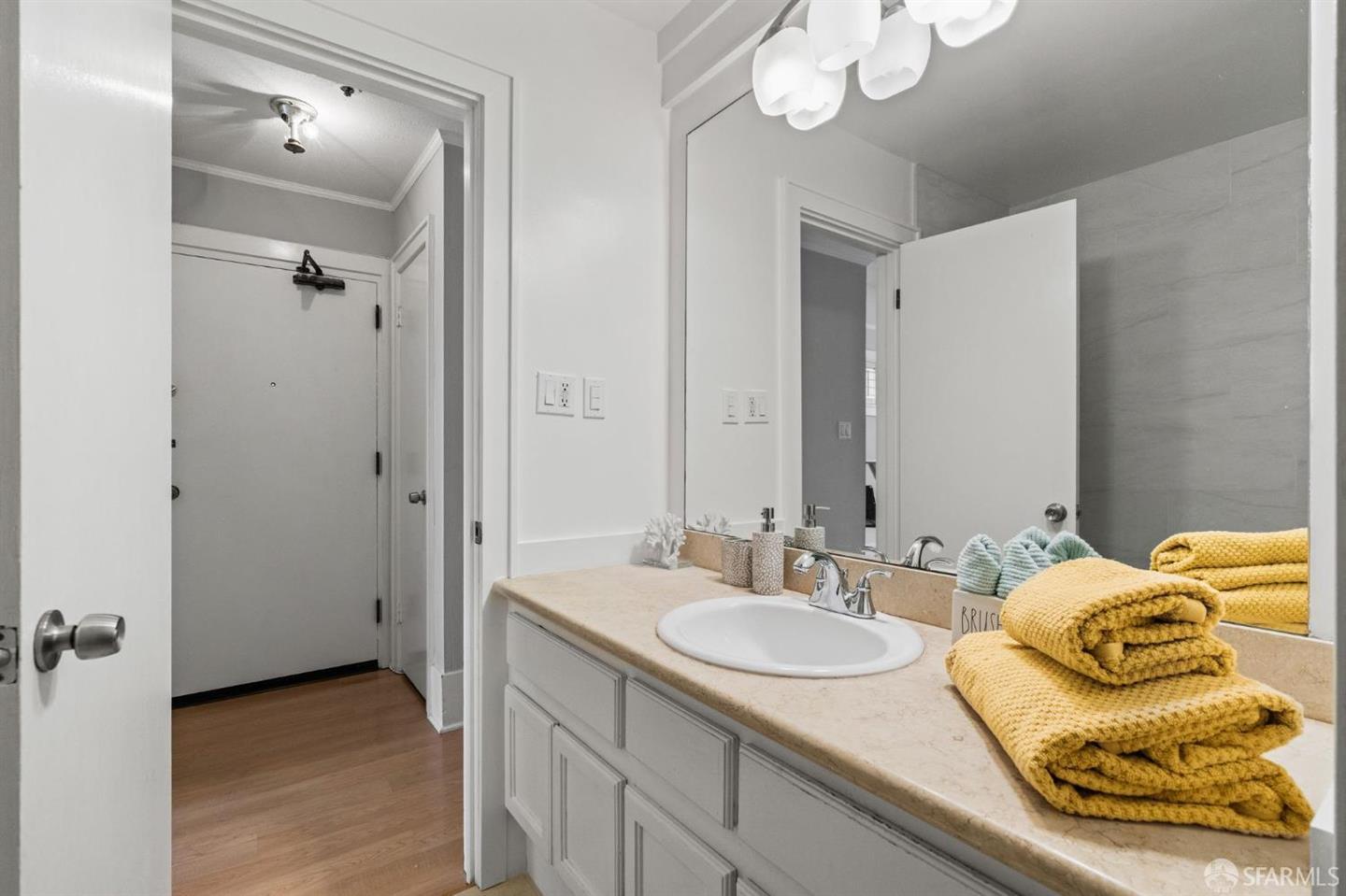 1818 Broadway Street #201 — photo 20
