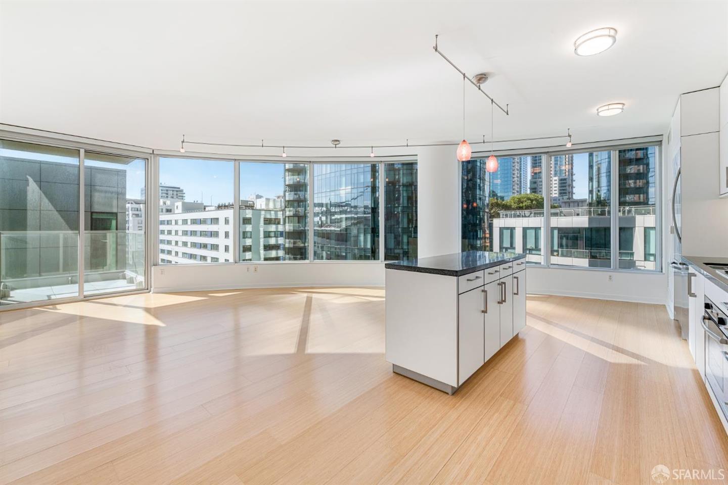 301 Main Street #10F — photo 4