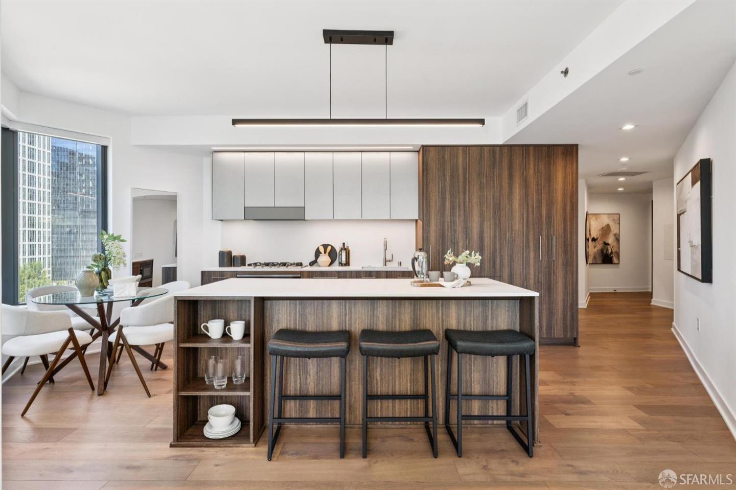 280 Spear Street #10C