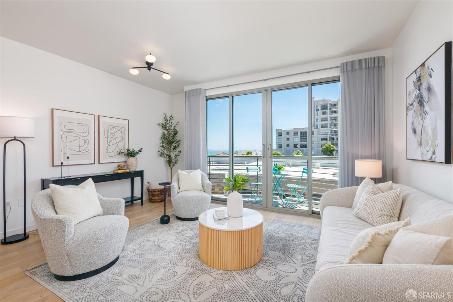 219 Brannan Street #5H