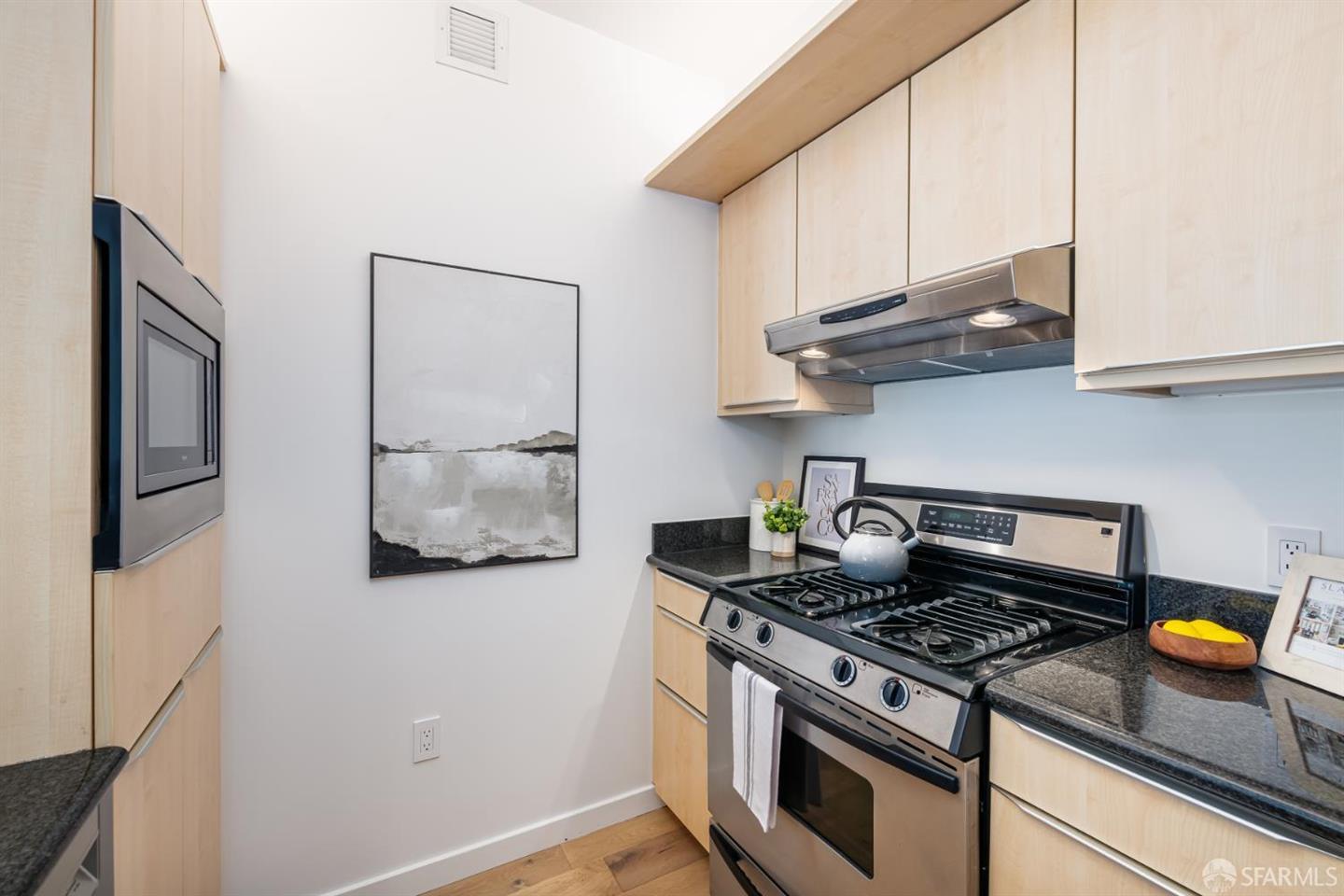 219 Brannan Street #5H — photo 10