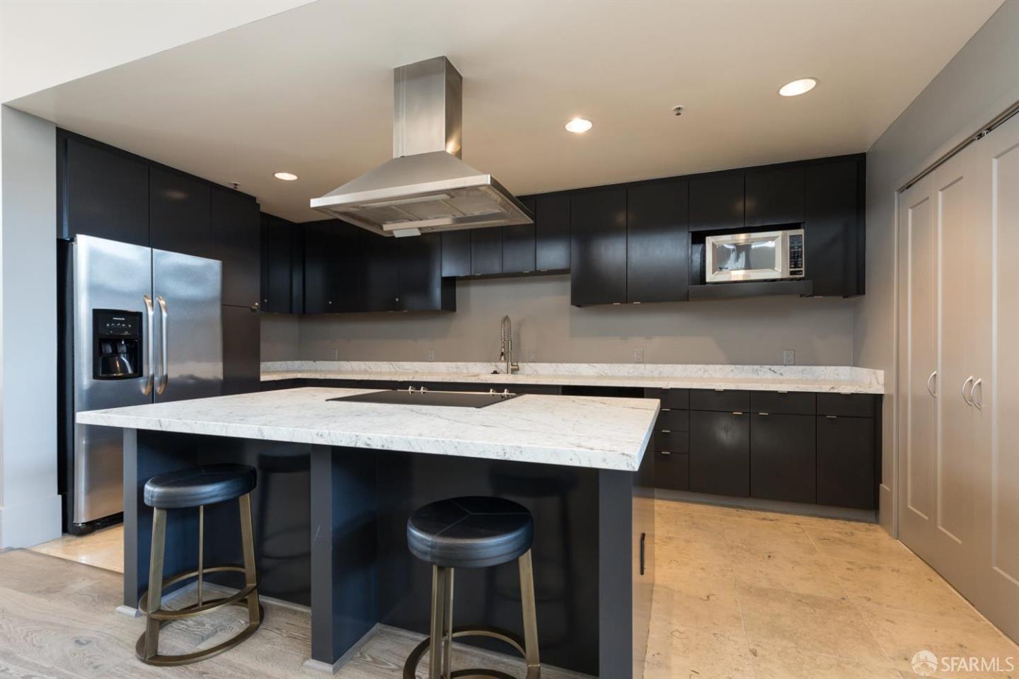 250 King Street #958 — photo 8