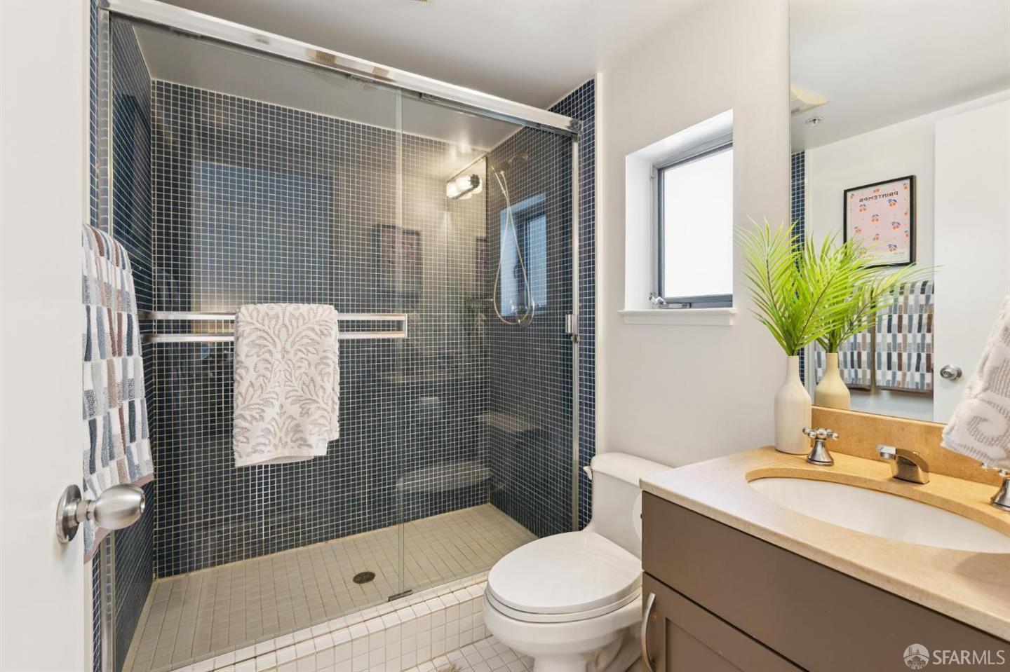 321 Langton Street #9 — photo 30