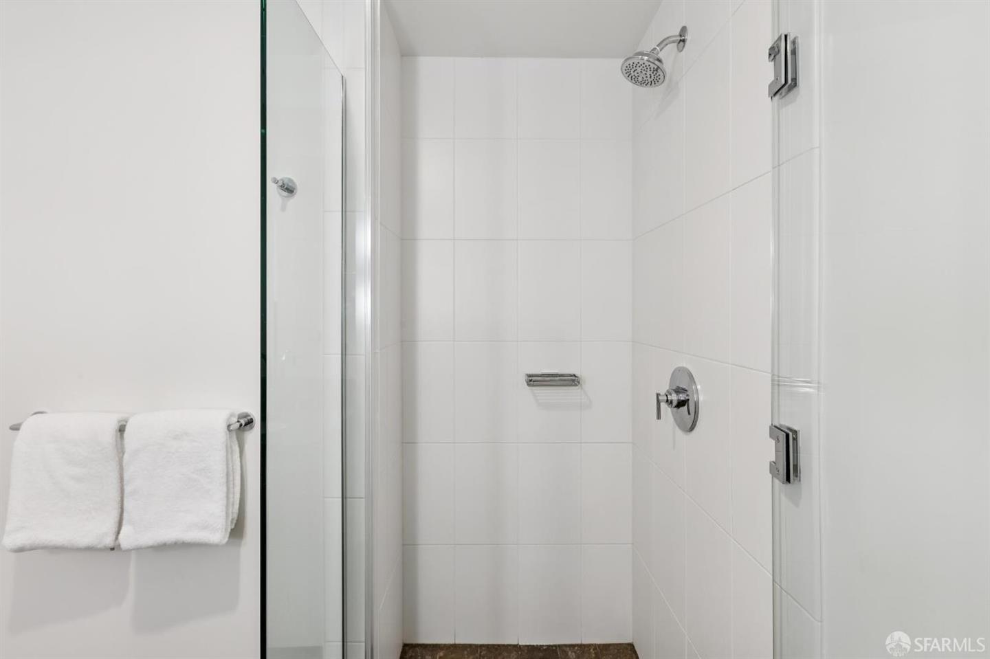 301 Mission Street #25E — photo 16