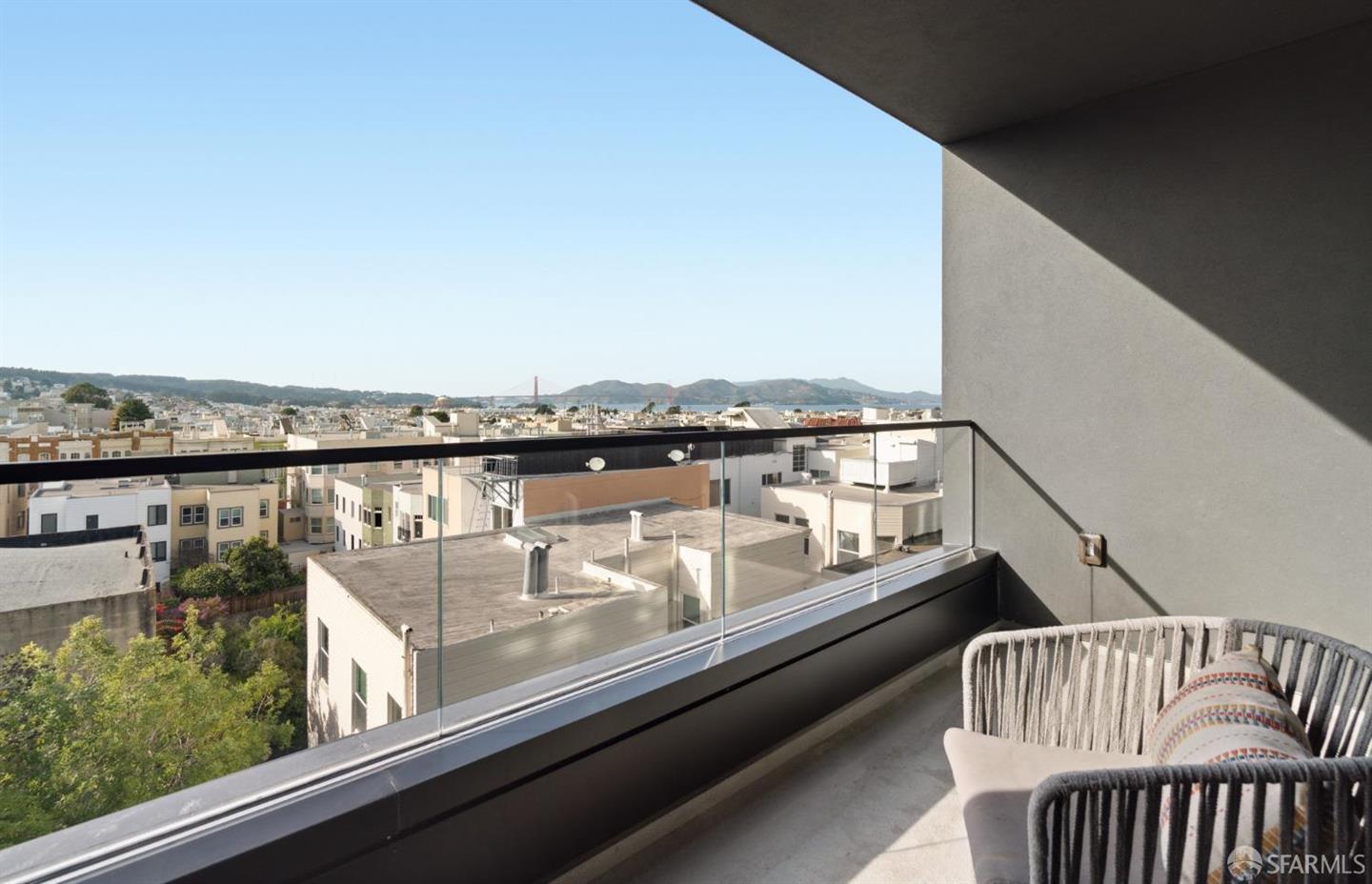 2525 Van Ness Avenue #502 — photo 3