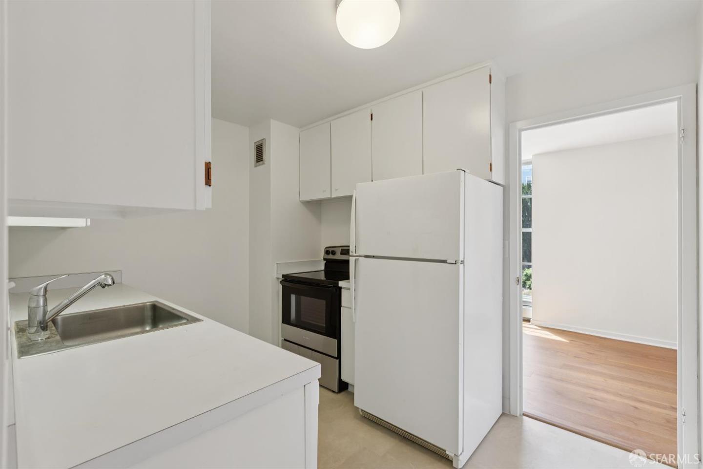2040 Franklin Street #509 — photo 5