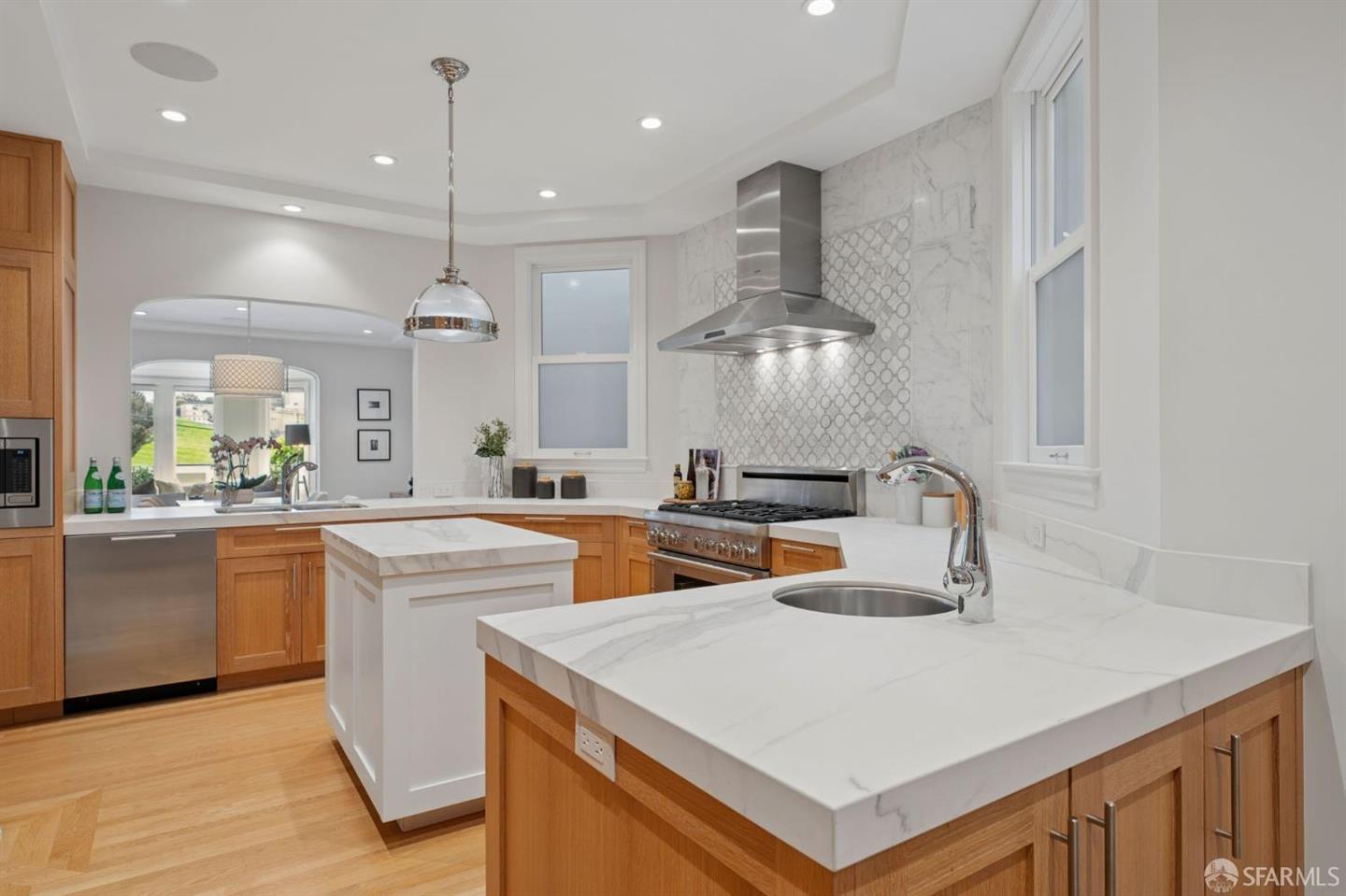 2211 Scott Street — photo 17