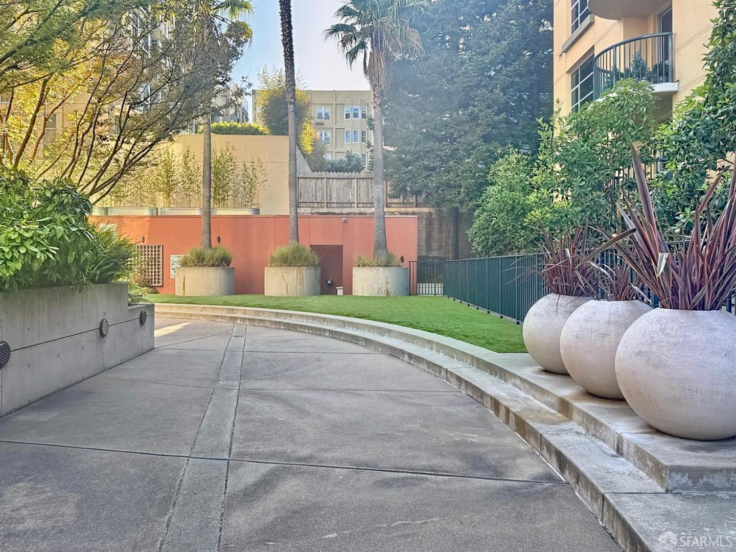 1800 Washington Street #816 — photo 32