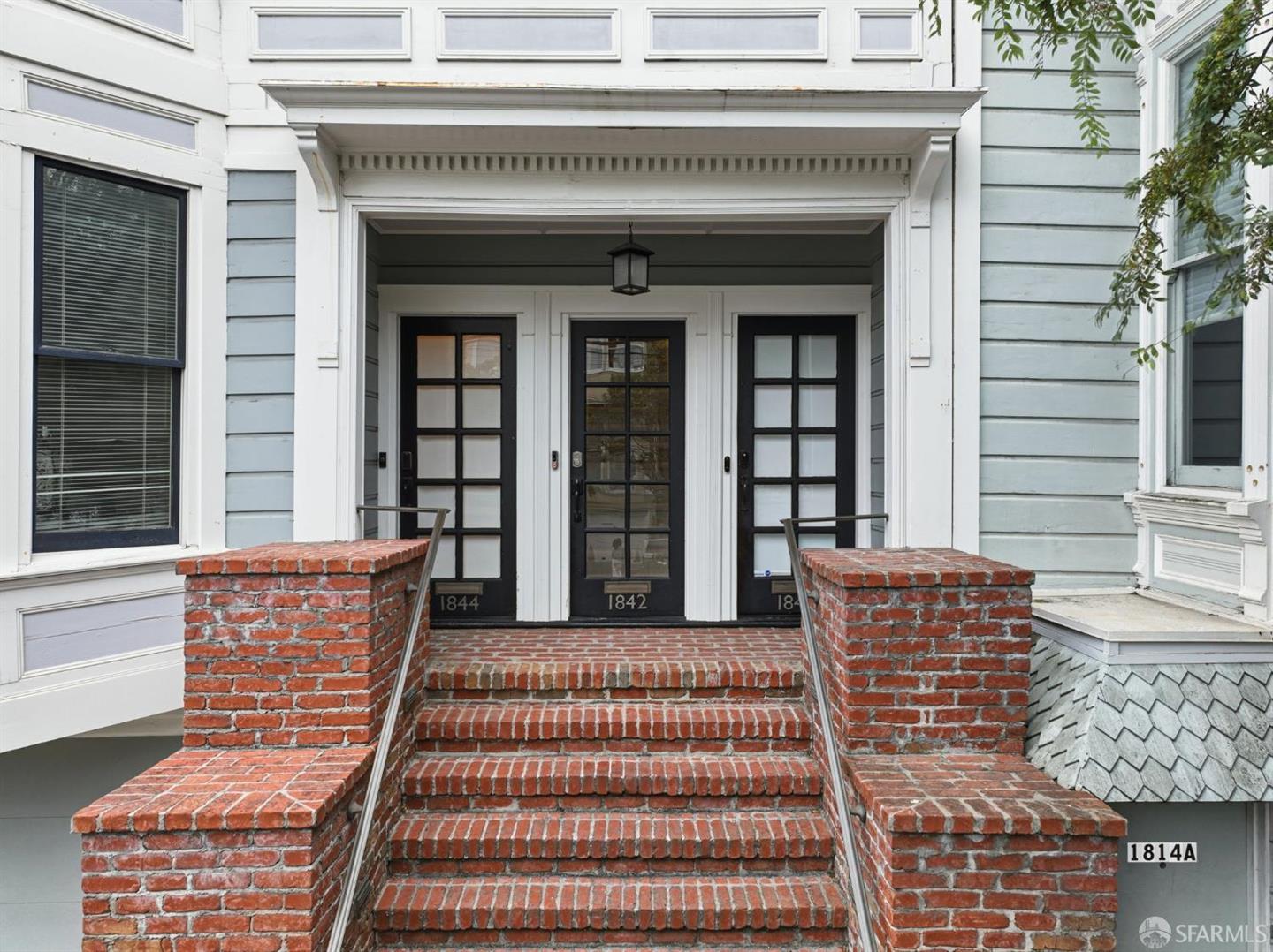 1842 Scott Street — photo 5