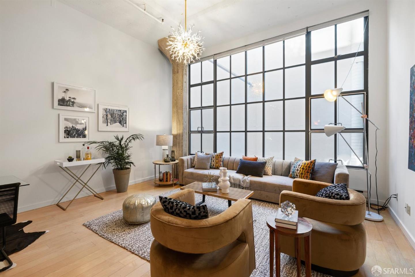 601 4th Street #206